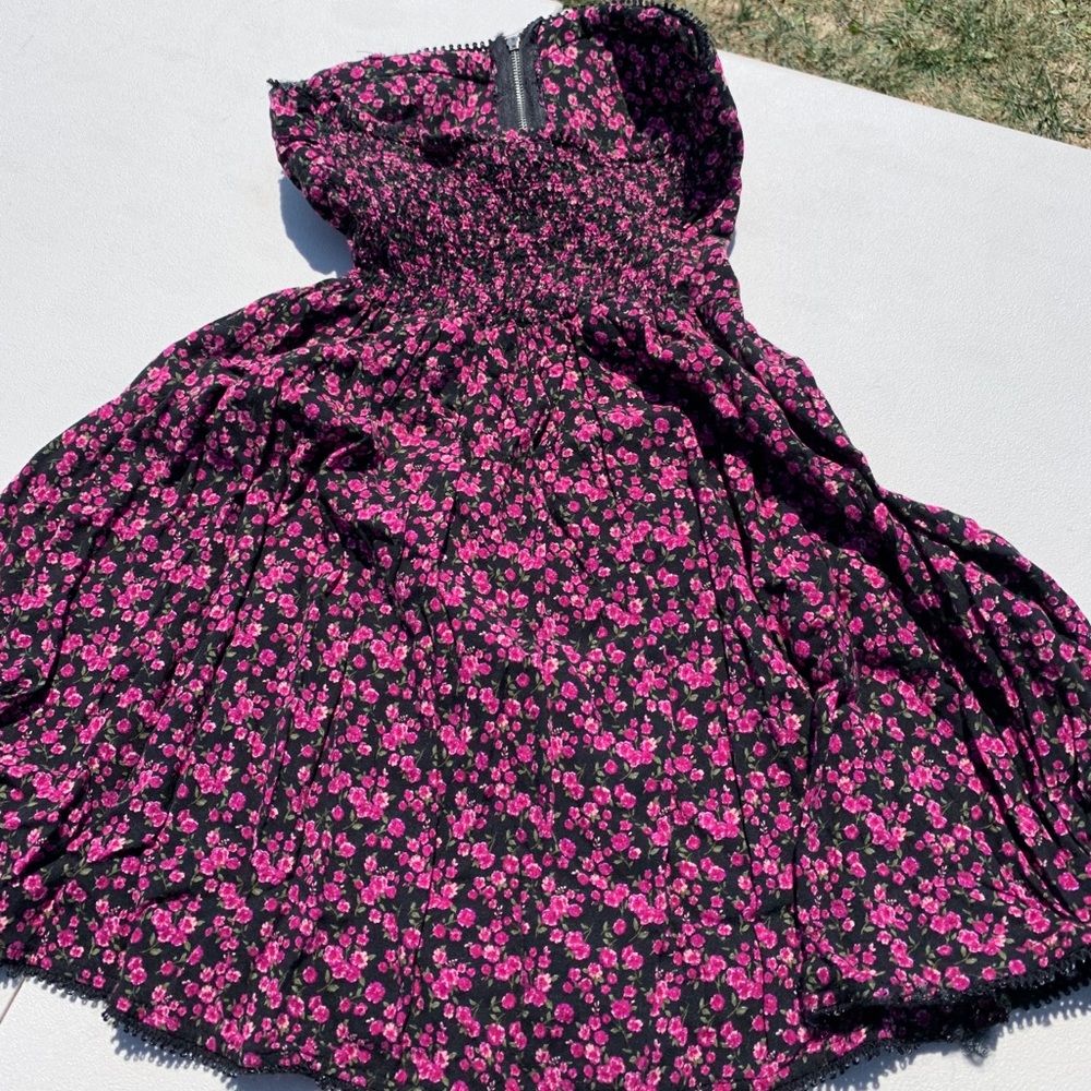 Dress - Picture 2 of 3